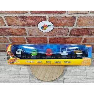 Blaze and the Monster Machines Friends 5 pc Vehicles Truck Set New Nickelodeon